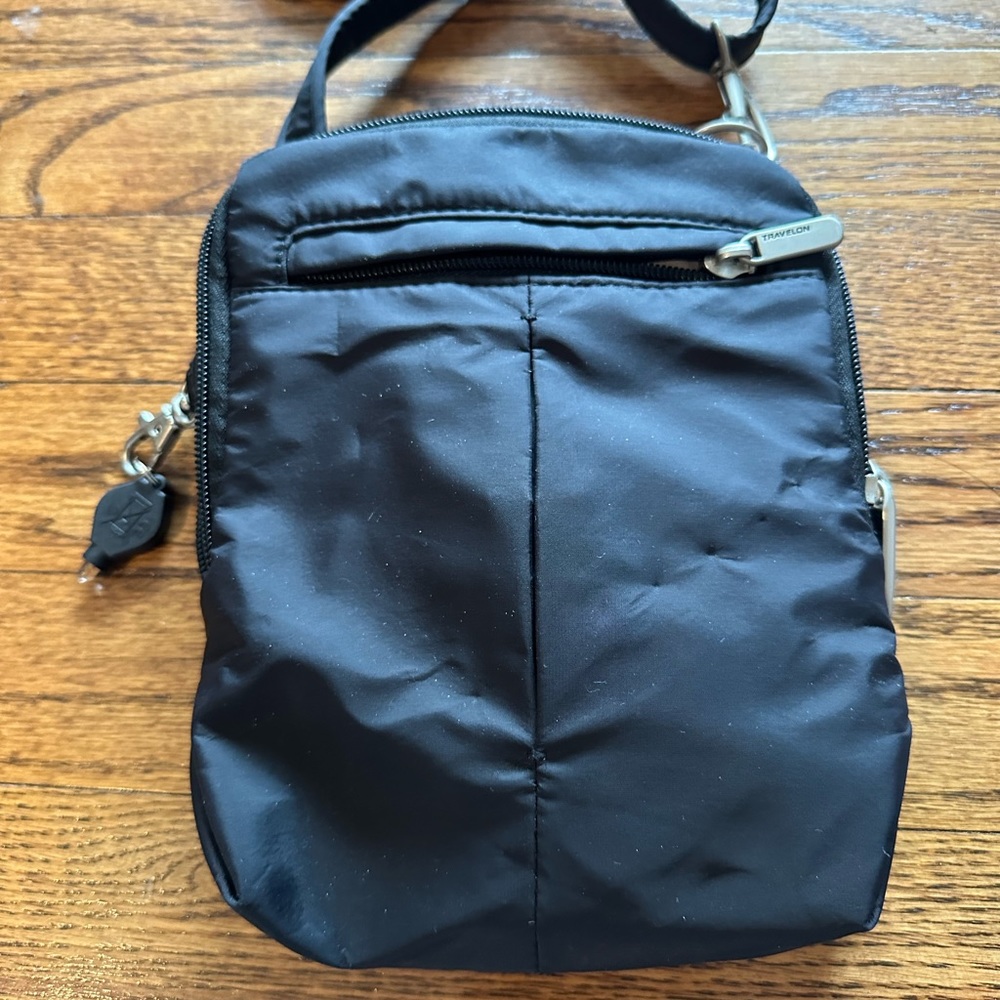 New Travelon crossbody bag
